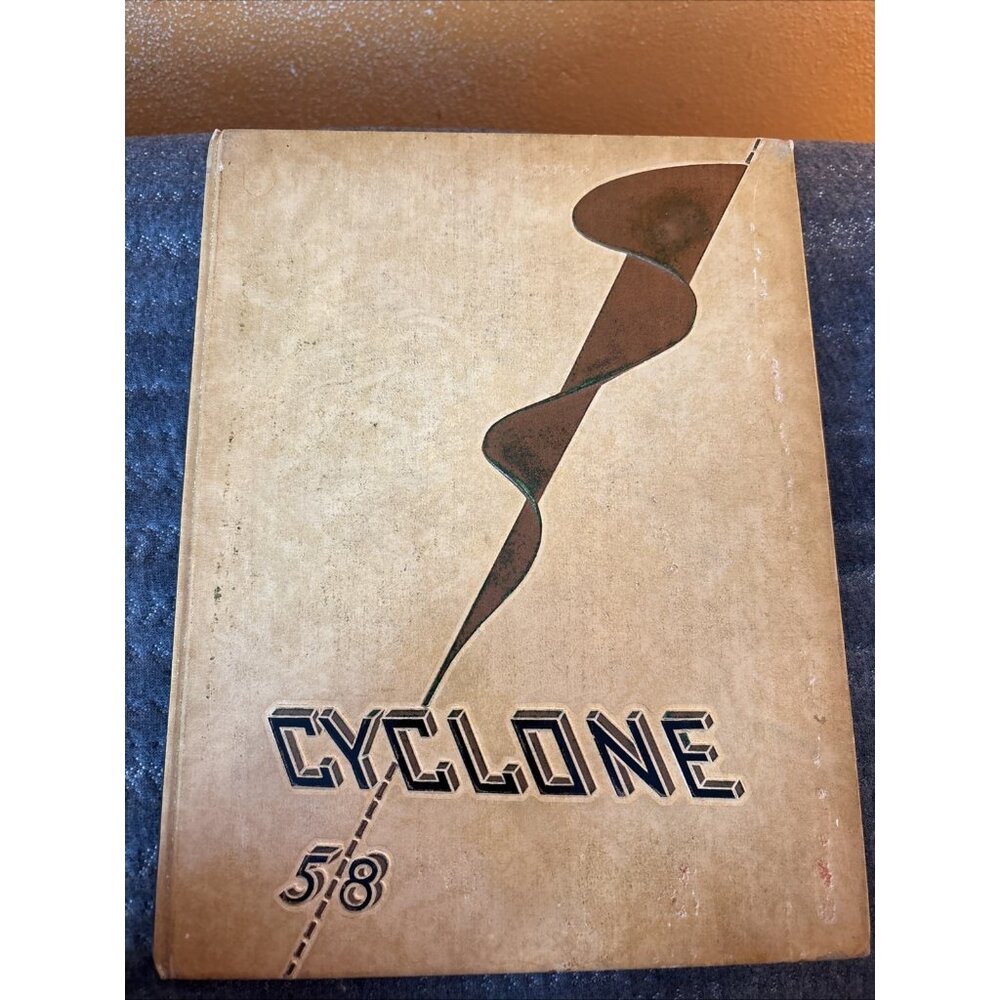 Griffin Cathedral Boys High School SPRINGFIELD, ILLINOIS YEARBOOK CYCLONE - 1958
